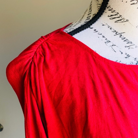 ❤️Chico’s Red Top❤️ - Picture 2 of 8